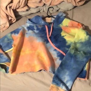 Crop the dye hoodie
